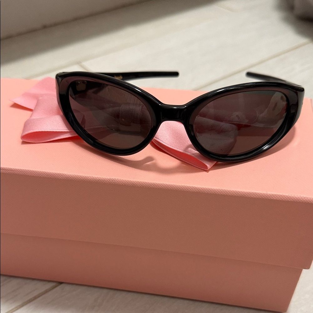 New Gentle Monster Jennie Black Sunglasses